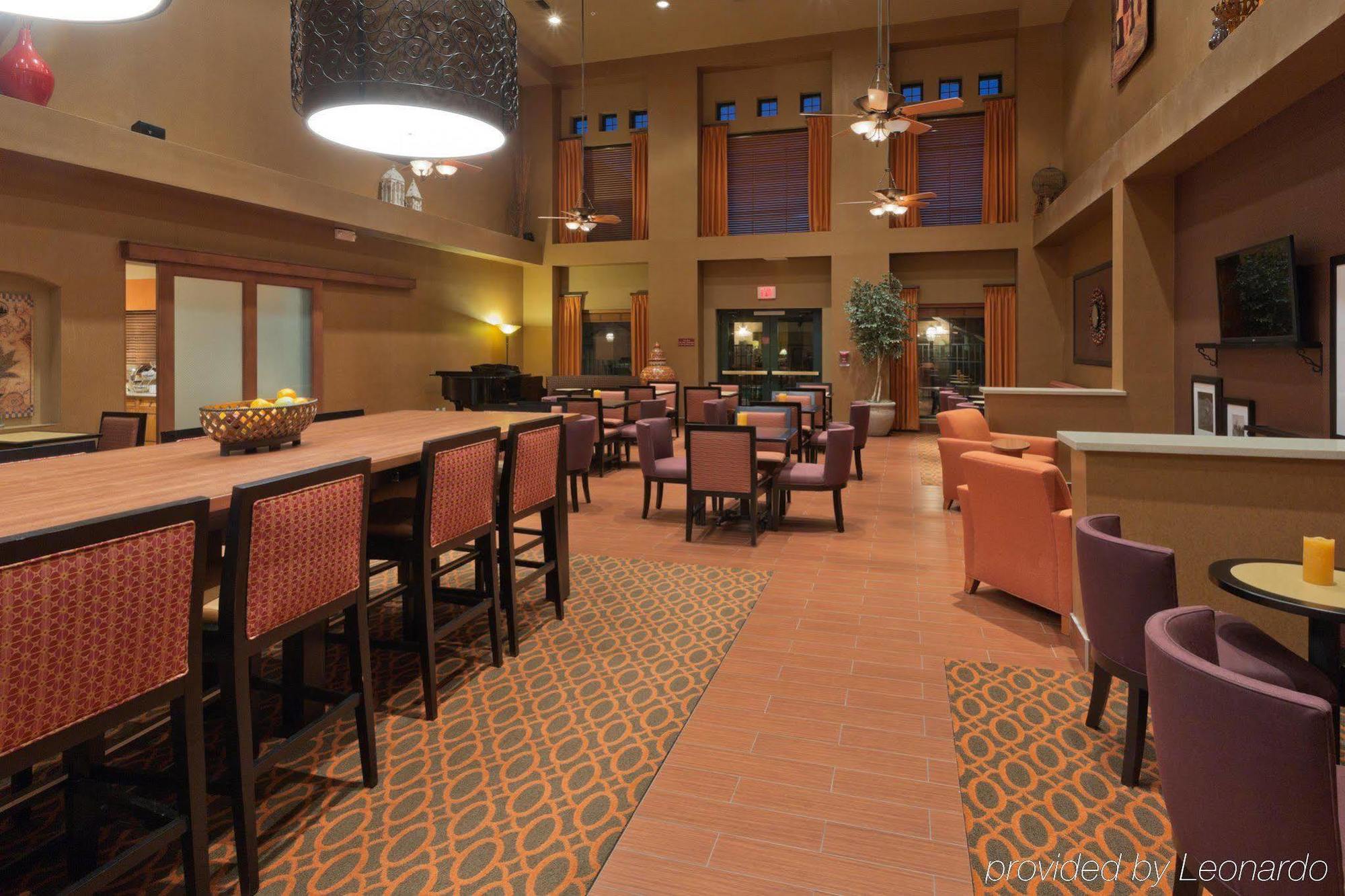 Hampton Inn & Suites Phoenix-Goodyear Exterior photo